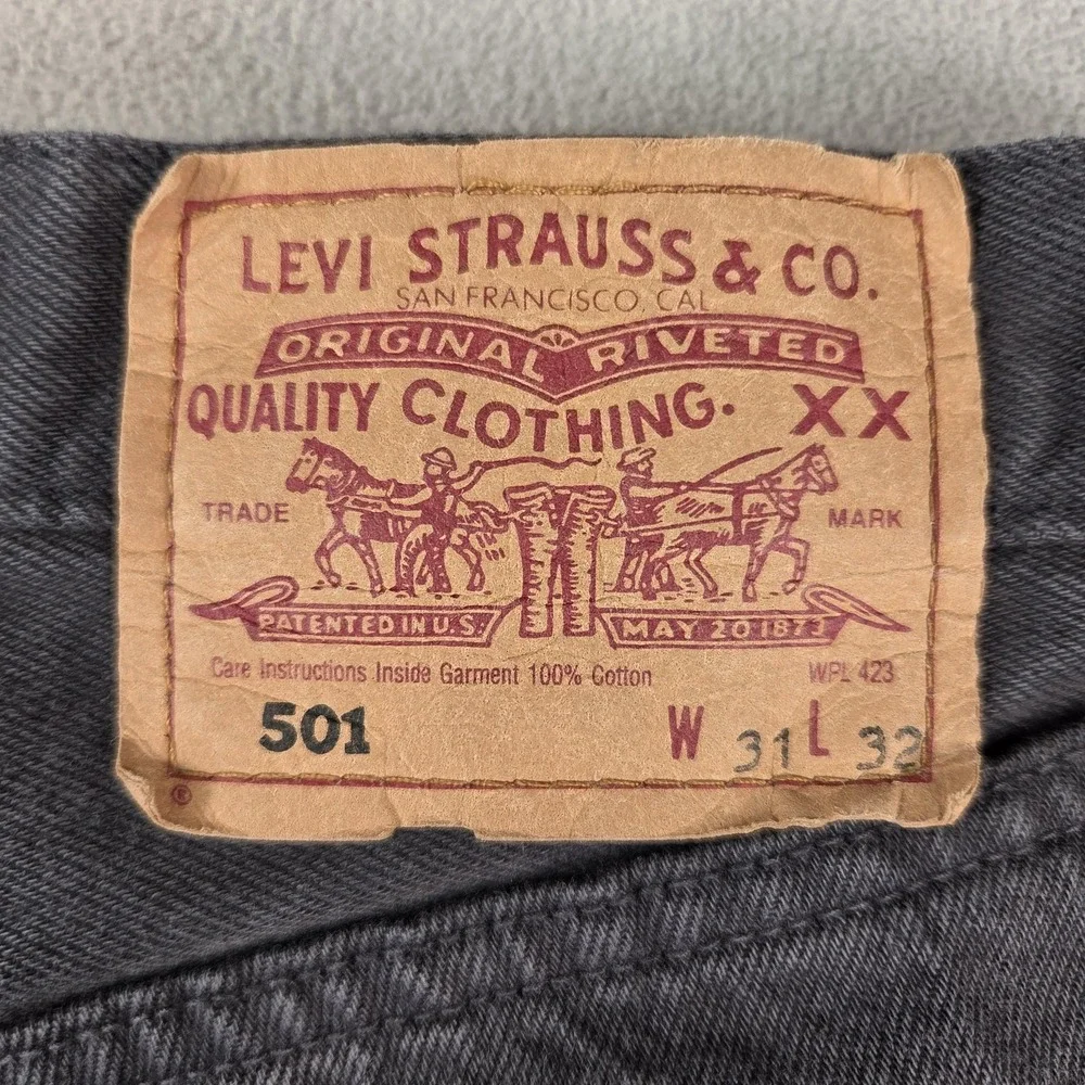 VTG Levis 501 Jeans Mens 31x32‎ (Fits 26x28) Black Denim Button Made In USA 90s